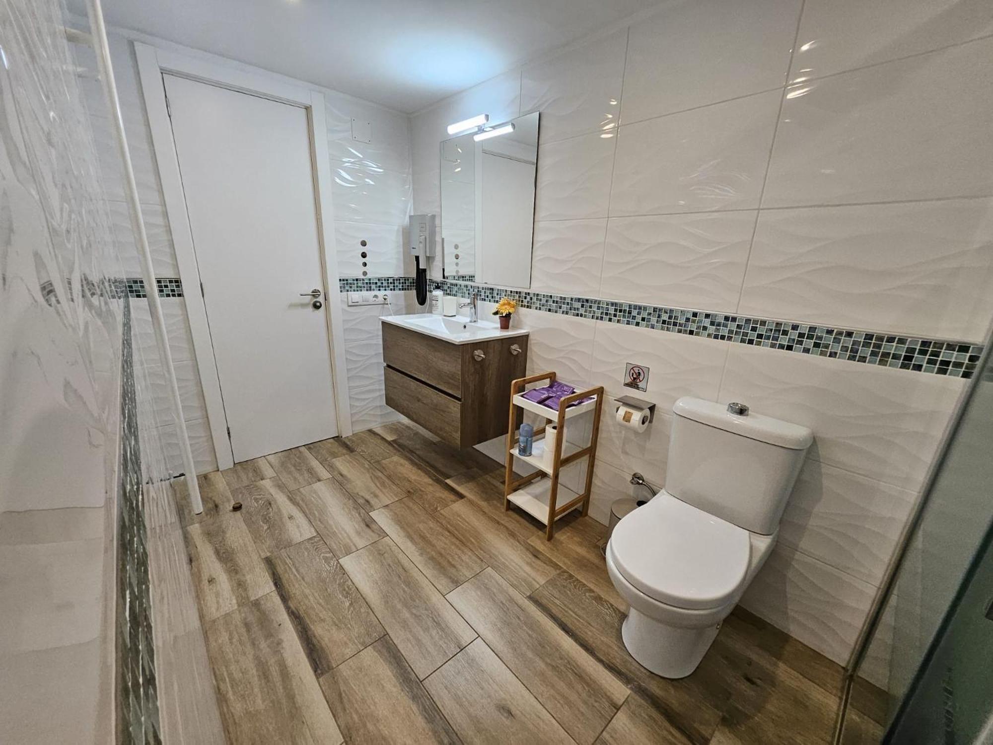 Apartamento Nuria Фигерас Экстерьер фото